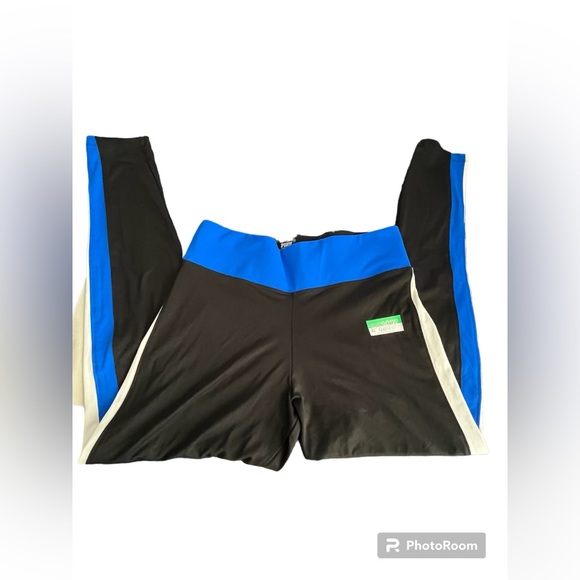 Victoriaโs Secret PINK LIKE NEW Multi-colored Ultimate Yoga Leggings - Medium - Picture 2 of 4